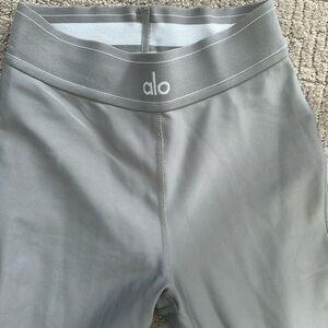 Alo yoga leggings